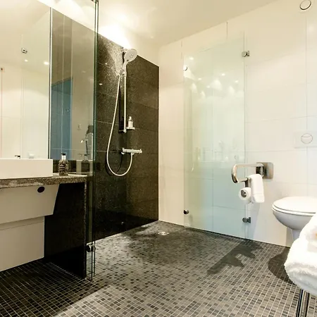 Motel One Barcelona-Ciutadella-2