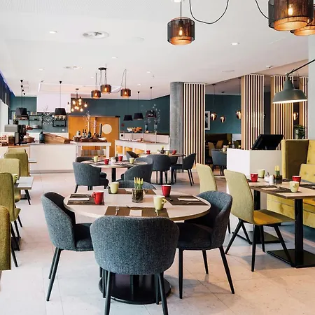 Leonardo Hotel Zurich Airport-2