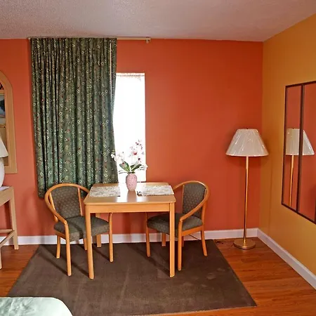 Beachwalk Inn-3