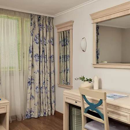 Titania Hotel-2