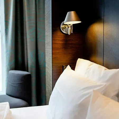 Motel One Magdeburg-2
