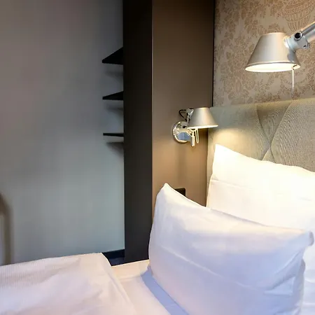 Motel One Muenchen-Sendlinger Tor-2