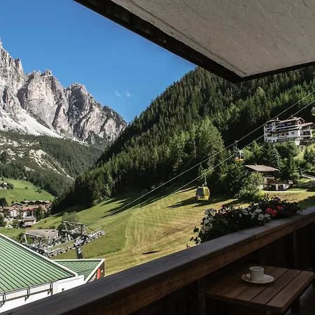 Hotel La Perla: The Leading Hotels Of The World-3