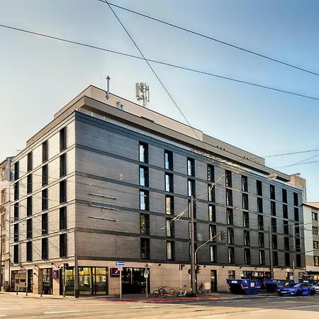 AZIMUT Hotel Frankfurt-3