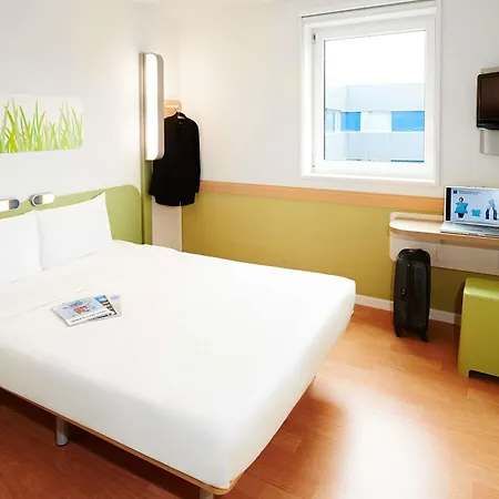 Ibis Budget Concarneau-2