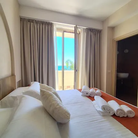 Beach Hotel Terracotta-3