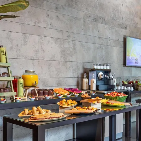 Novotel Barcelona City-3