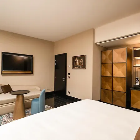 The Venice Times Hotel, Vignette Collection By Ihg-3