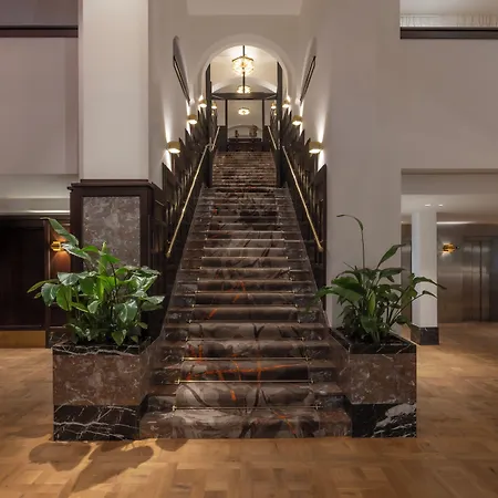 Clayton Hotel Amsterdam American-2