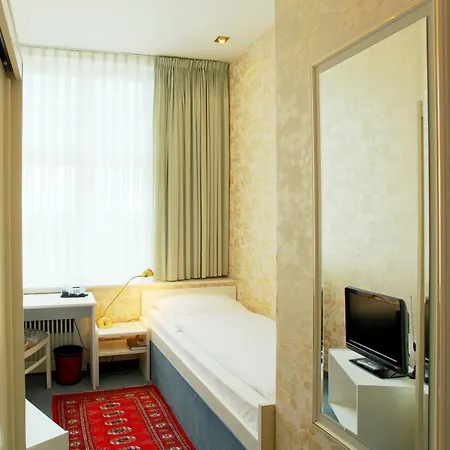 Hotel Bellmoor im Dammtorpalais-3