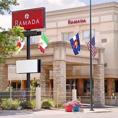 Ramada By Wyndham Denver Downtown-3