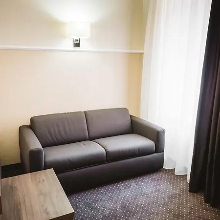 Potemkinn Hotel-3