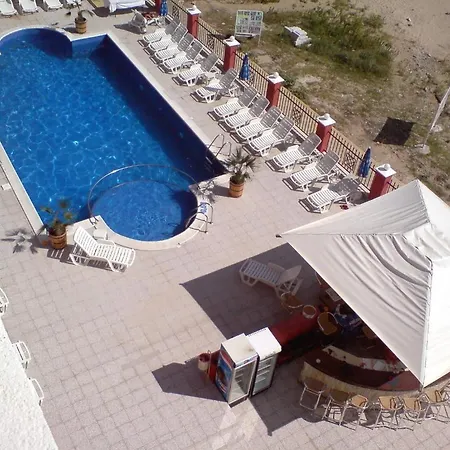 Carina Beach-2