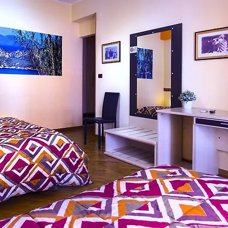 Solaris B&B-3