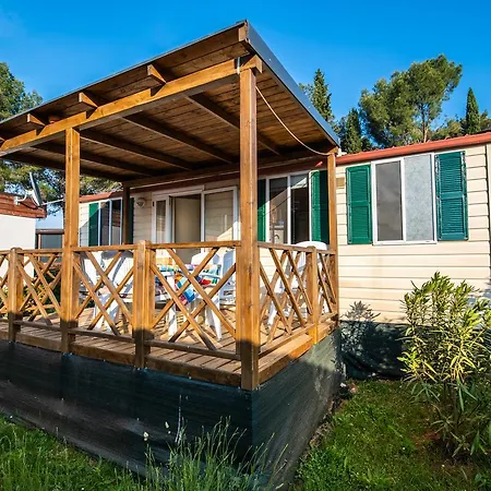 Camping Media Mobile Homes In Brioni Sunny Camping-2