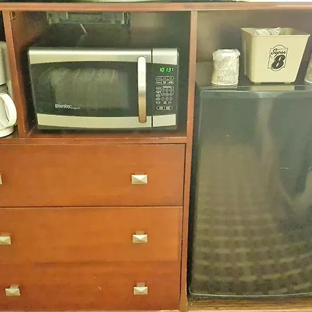 Super 8 By Wyndham Harlingen Tx-2