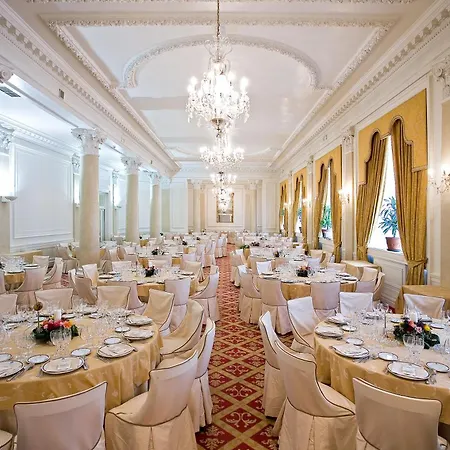 Hotel Carlton-2