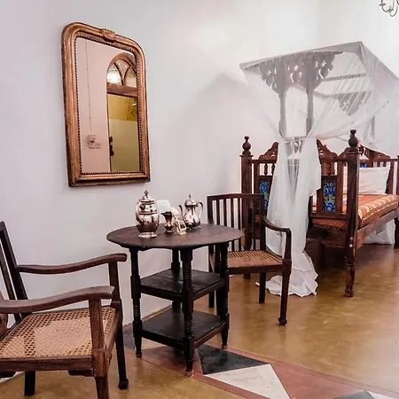 Zanzibar Coffee House-2
