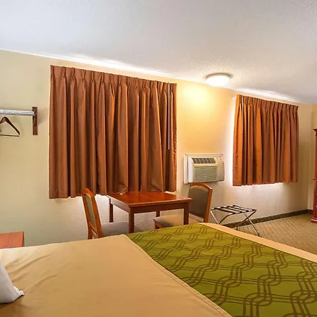 Rodeway Inn & Suites Kearney-3