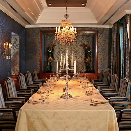 Grande Real Villa Italia Hotel & Spa - A Leading Hotel Of The World-3
