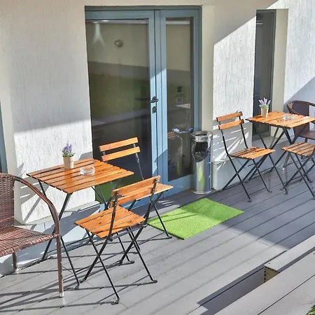 Easyhotel Sofia-2