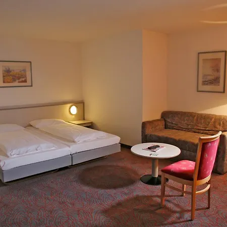 Days Inn Kassel Hessenland-3