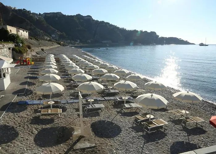 Il Cantone Del Faro Giardini-Naxos