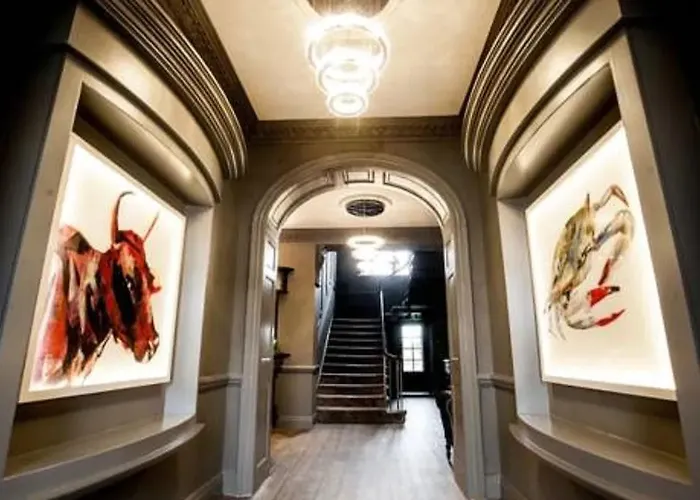 Grand St Leger Hotel
