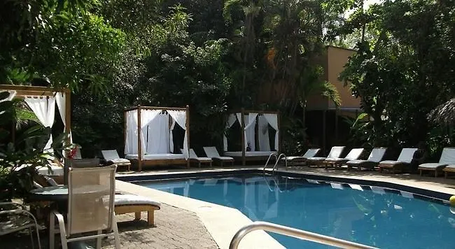 Copacabana Desire Hotel