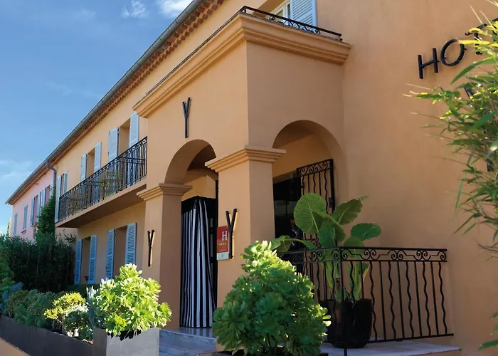 Hôtel Le Y