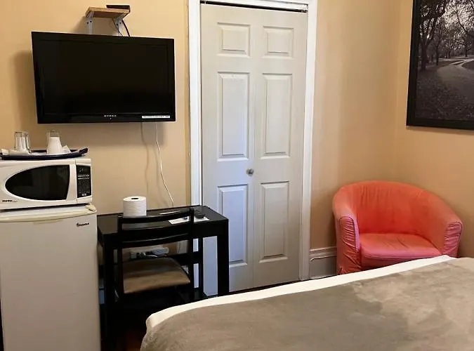 Adas Guesthouse