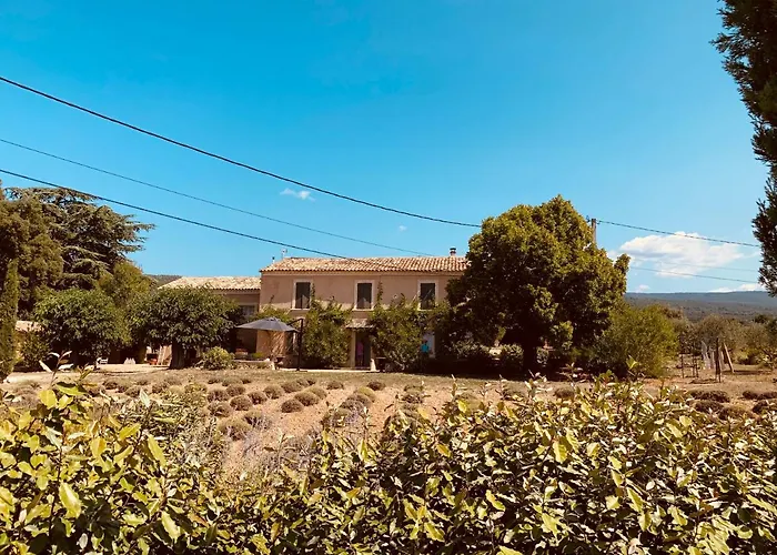 Bed and Breakfast Le Vieux Portail à Saint-Saturnin-lès-Apt