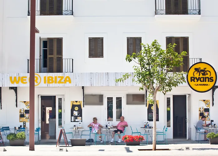 Ryans La Marina