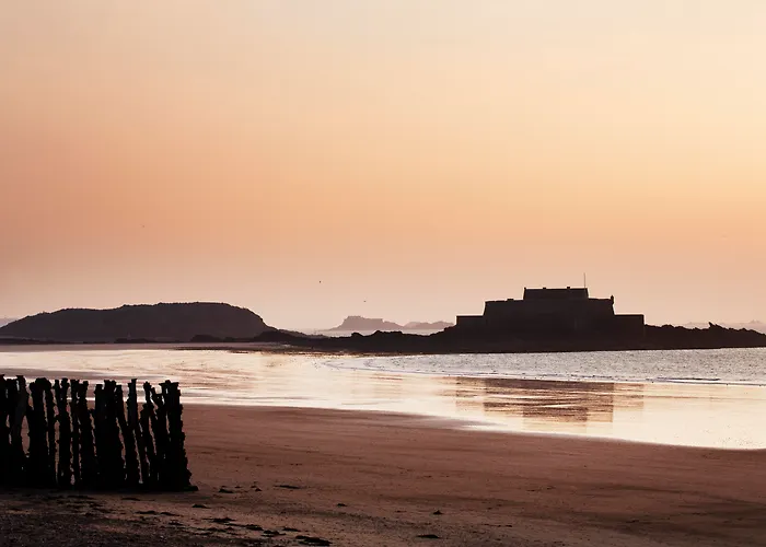 Escale Oceania Saint Malo