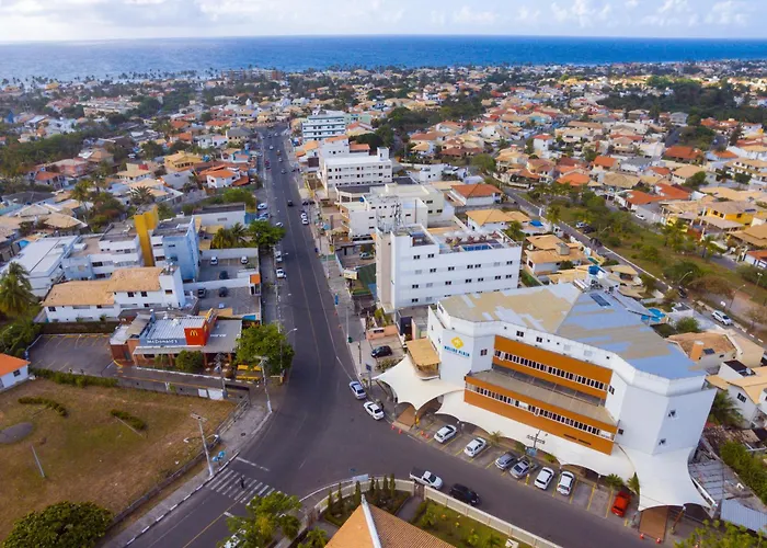 Hotéis centrais de Lauro de Freitas 