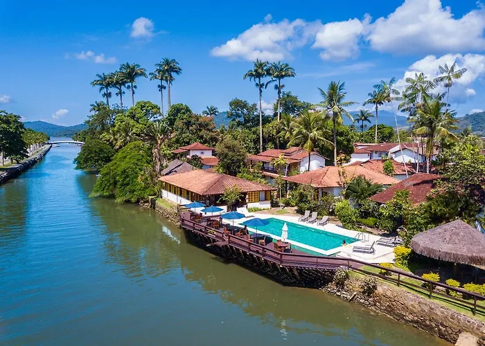 Hotéis centrais de Paraty 