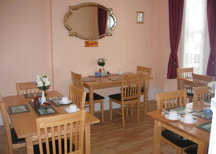 Longfield Guest House