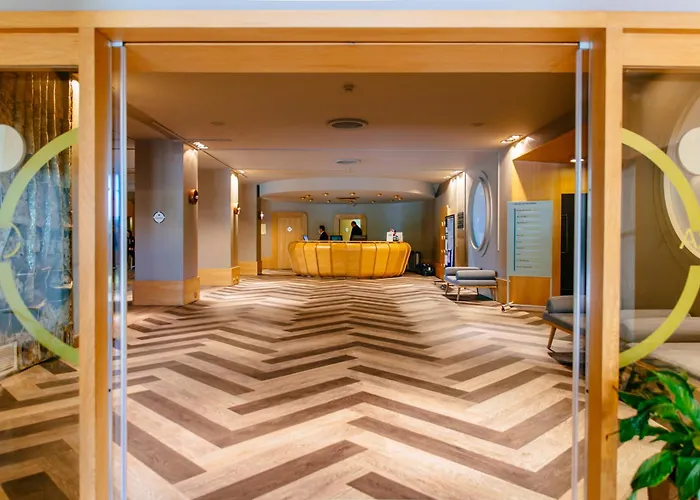 Axis Vermar Conference & Beach Hotel