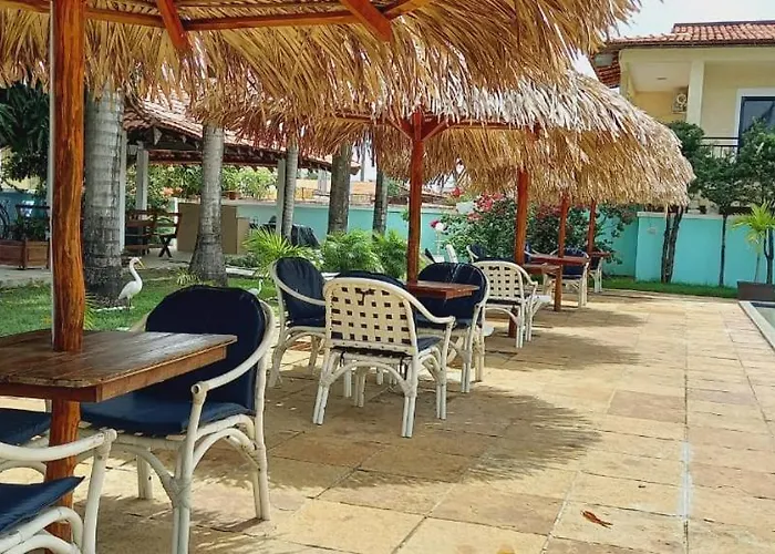 Hotel Praia Bela