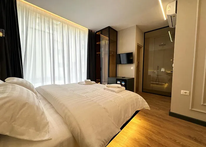 Tirana Central Rooms