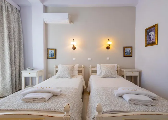 Kymata Hotel Naxos City