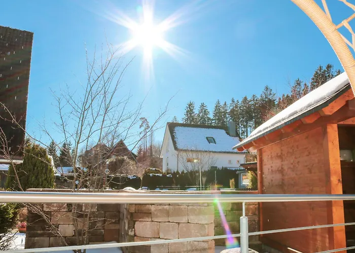 Wolfsgrund Villa und/oder Apartment - Luxus in Seenähe mit tollem Garten