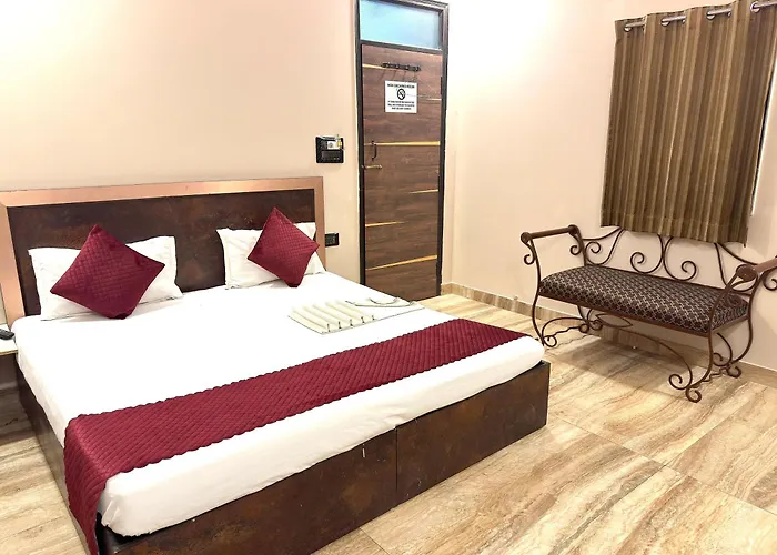 Hotel Kelson Dx With Parking, 2Mins From Metro Station Near New Delhi Railway Station