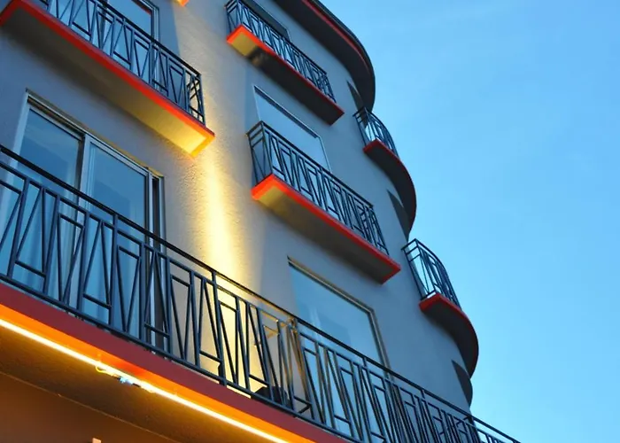 Hotel Le Berry Saint-Nazaire
