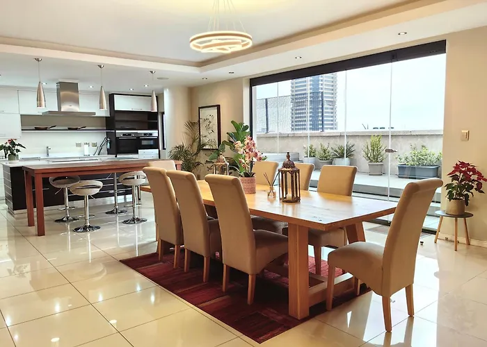 4 On Pritchard Luxury Suites
