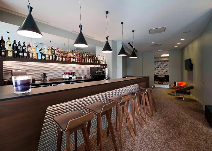 Square Hotel