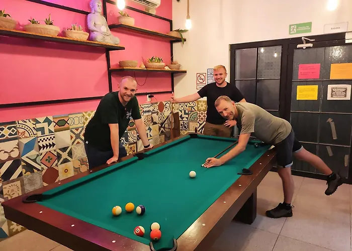 New Friends Hostel & Bar Adults Only Valladolid 
