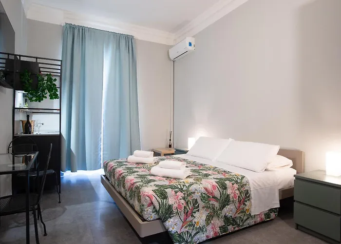 GuestHouse o Affittacamere Magenta Baylon Suite Roma