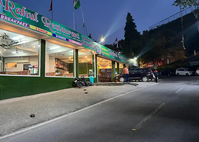 Rahul Hotel & Restaurant