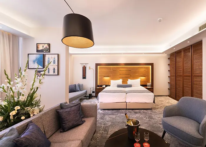 Ramada By Wyndham Jerusalem